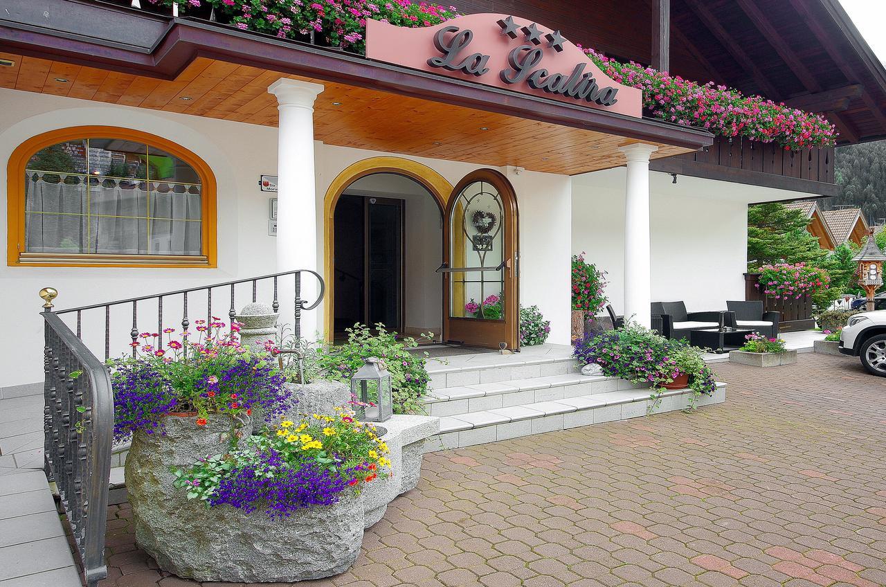 Mountain B&B - La Scalira Corvara In Badia Extérieur photo