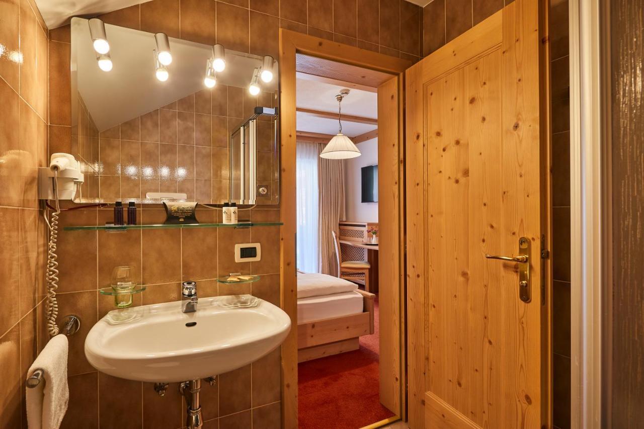 Mountain B&B - La Scalira Corvara In Badia Extérieur photo